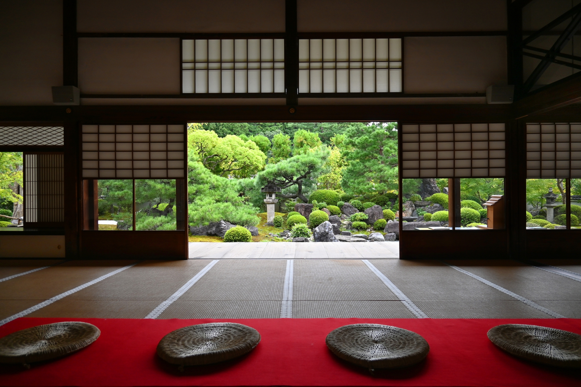 坐禅の画像